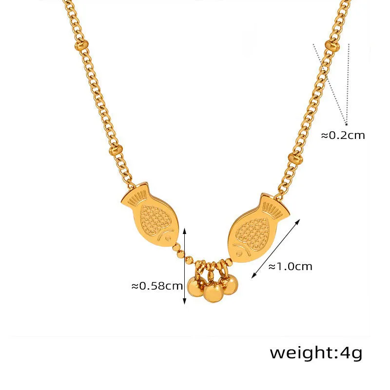 18K gold exquisite fashion fish shape design light luxury style necklace