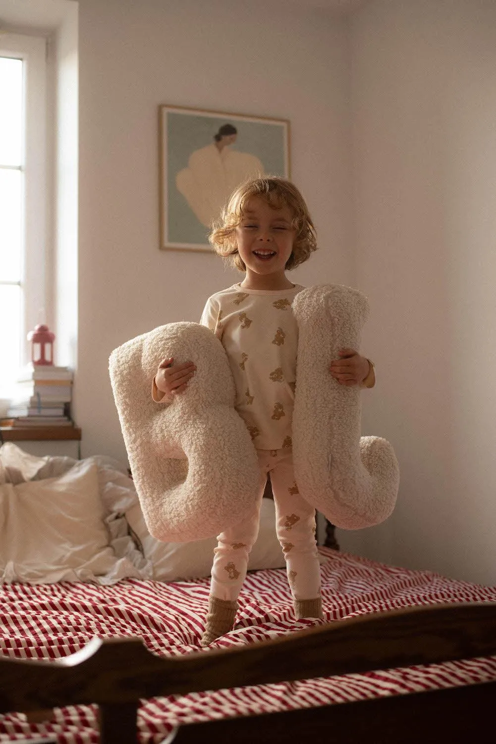 Boucle Letter Cushion O | Teddy Letter Cushion