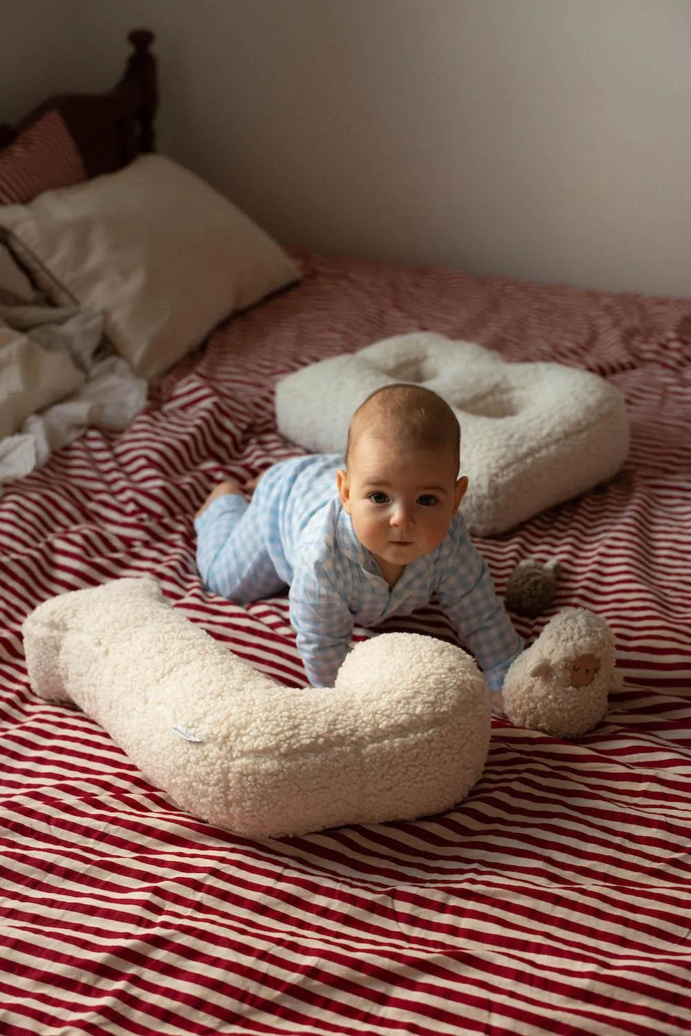 Boucle Letter Cushion O | Teddy Letter Cushion