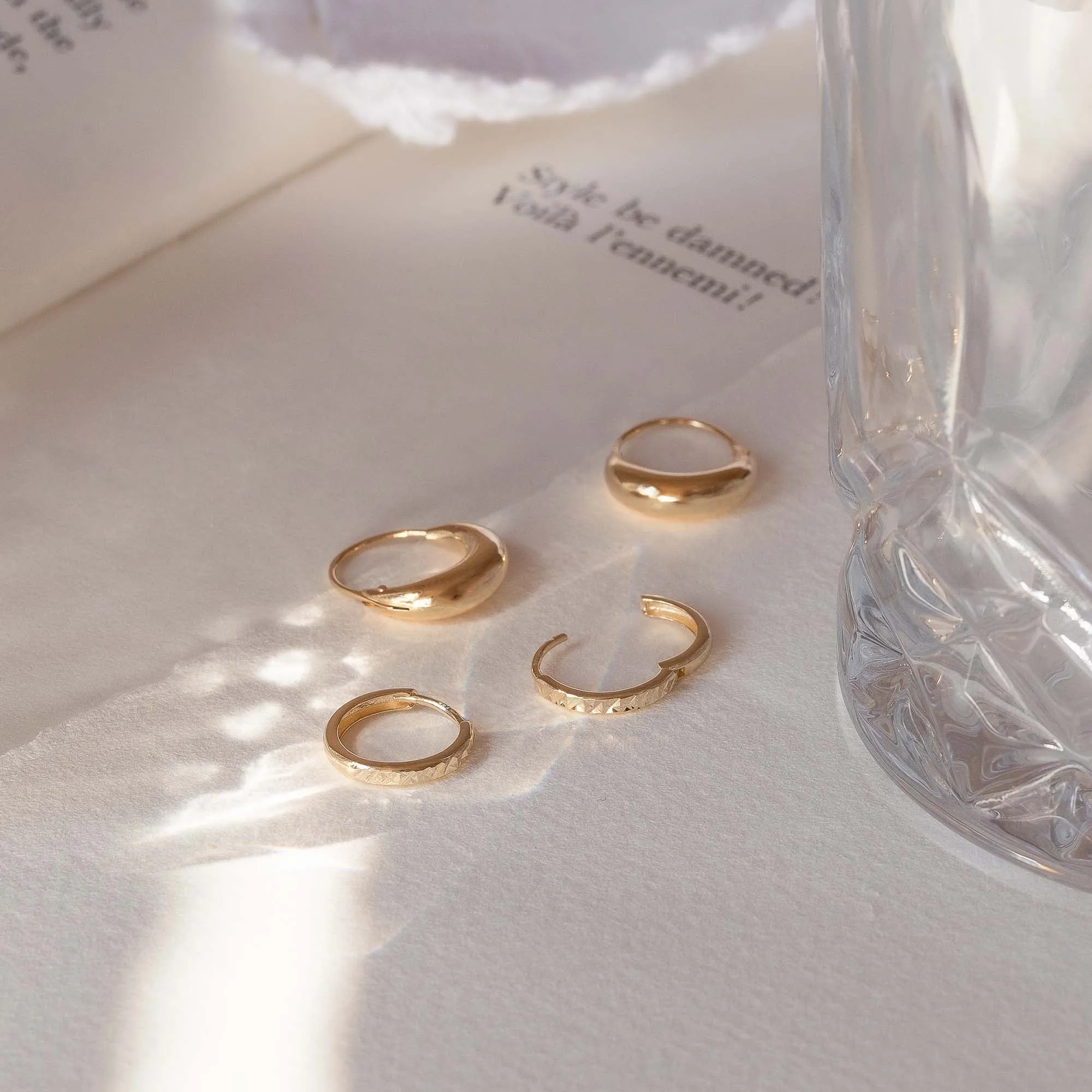 Cadeau d'Isabel 14 karat gold earring set