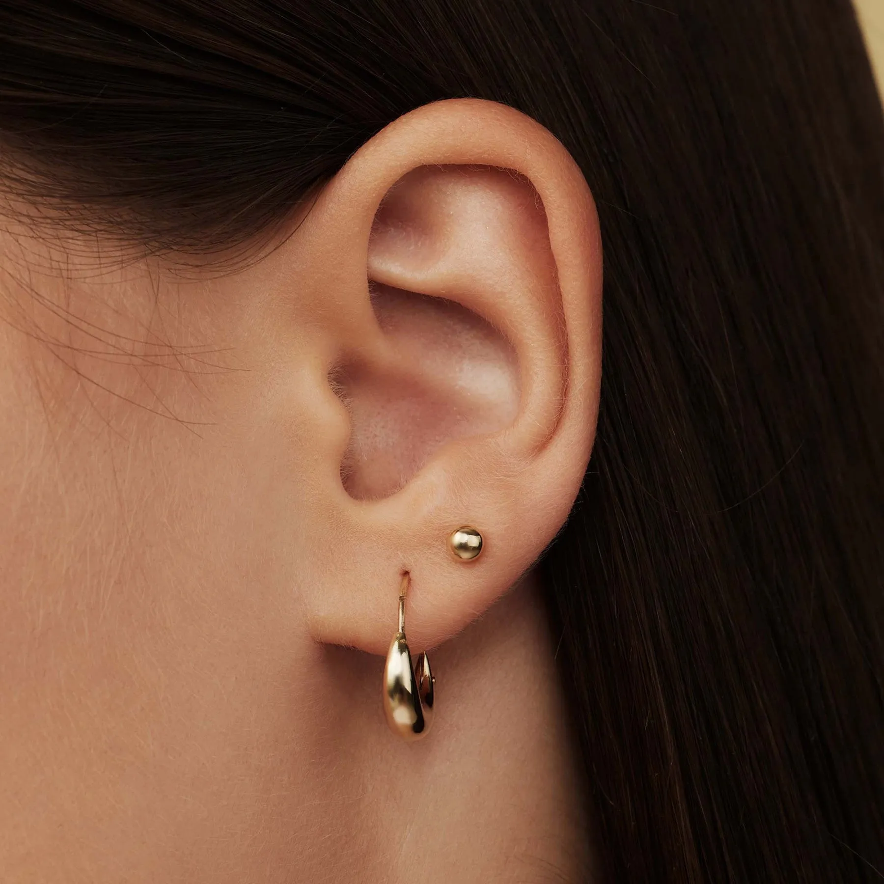 Cadeau d'Isabel 14 karat gold earring set