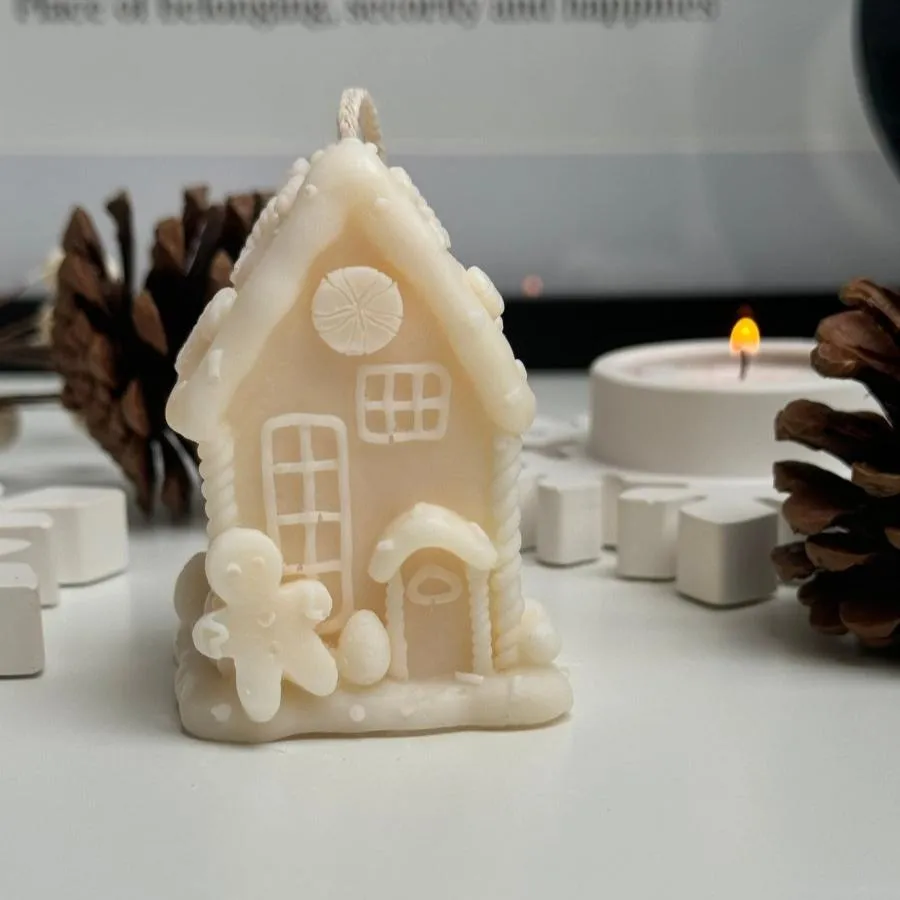 Gingerbread house Soy Wax Scented Candle | Christmas Home Decoration