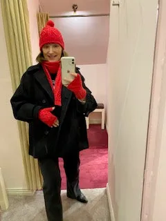 McConnell Aran Diamond Scarf Red