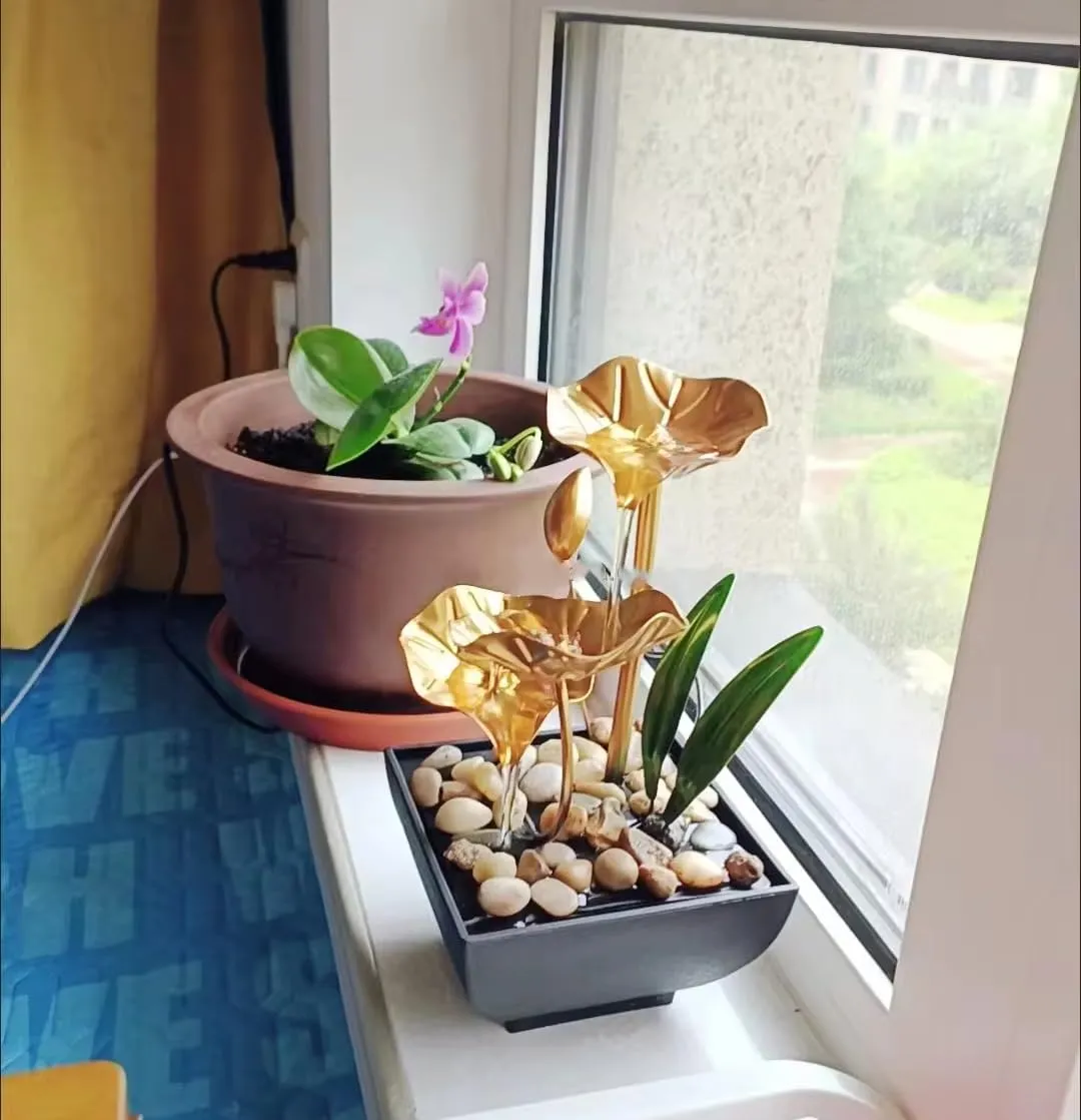 V TRIVYOM Metal Tabletop Water Fountain - Decor Ornaments with Waterfall Desktop Lotus Fountains, Deep Basin and Natural River Rocks, Indoor Relaxation for Office, Bedroom Decor Item (Golden, 1 PCS)