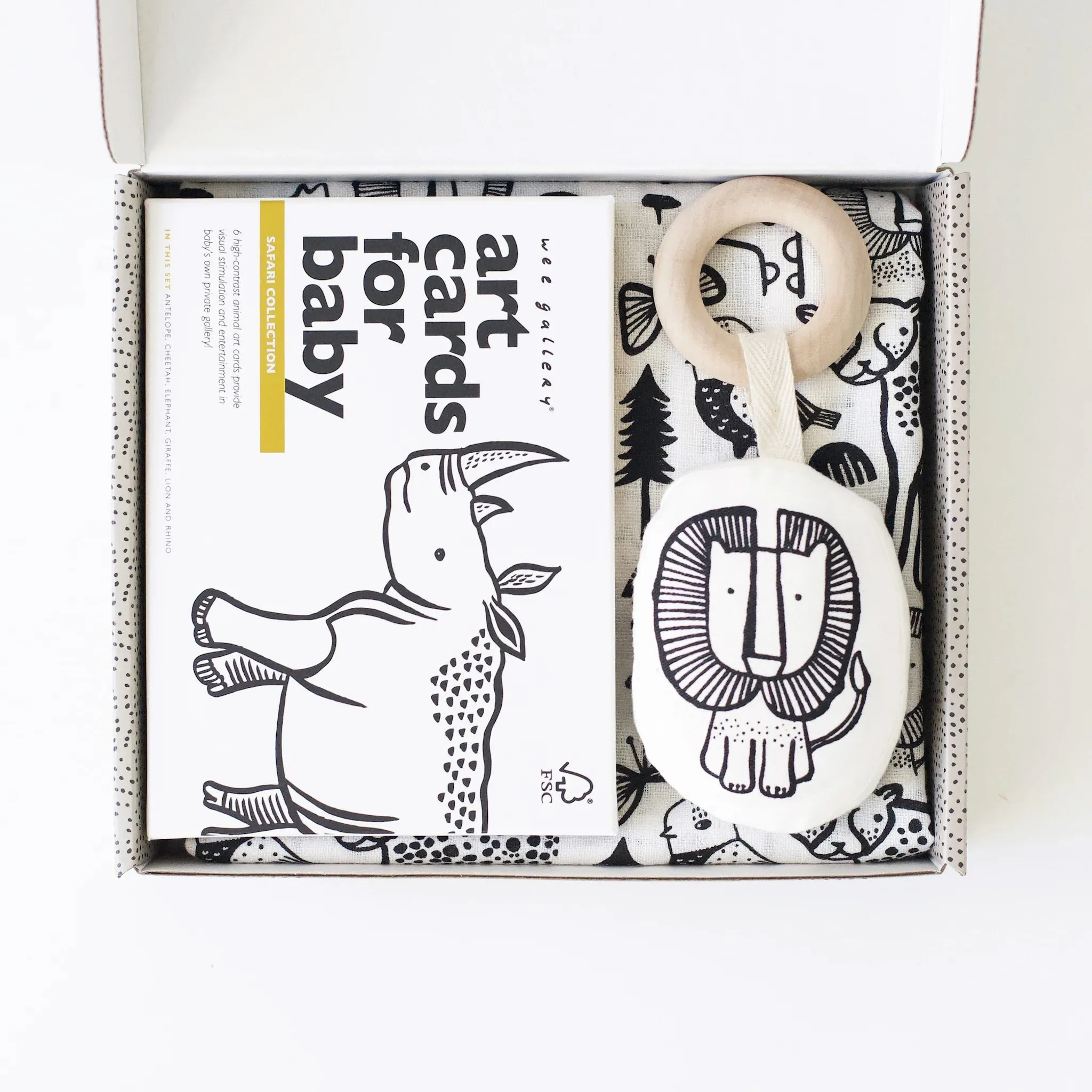 Wee Gallery Little Naturalist Safari Gift Set